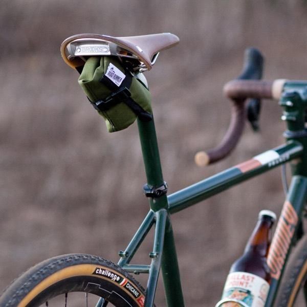 ROAD RUNNER BAGS Tool / Saddle Roll
