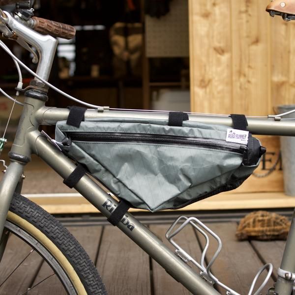 ROAD RUNNER BAGS   The Wedge Half Frame Bag