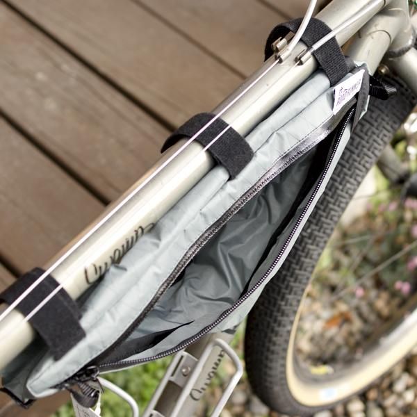 ROAD RUNNER BAGS   The Wedge Half Frame Bag