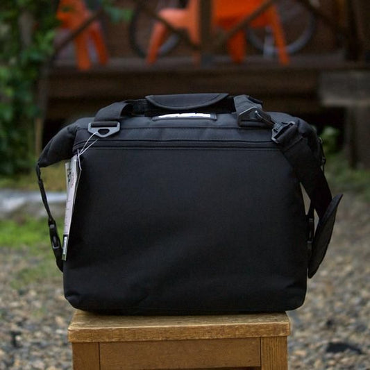 AO Coolers   12パック  キャンバス ソフトクーラー