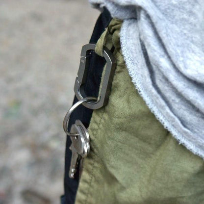 HANDGREY   チタンカラビナ