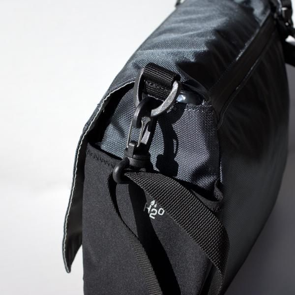 Six Moon Designs  ePouch