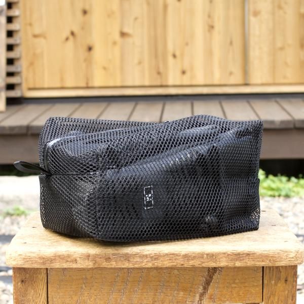 Shelt  Parrot Pouch (L)