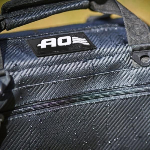 [店頭販売] AO Coolers  12パック カーボン ソフトクーラー