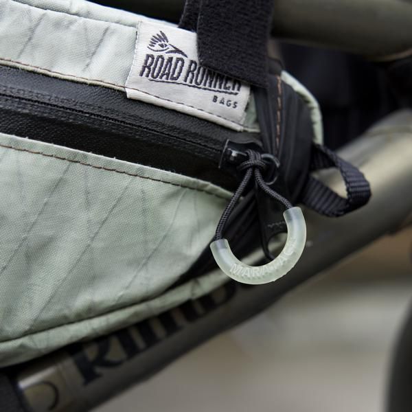 MARATAC  Zipper Pull-Hi Viz 3P  (Clear Glow)