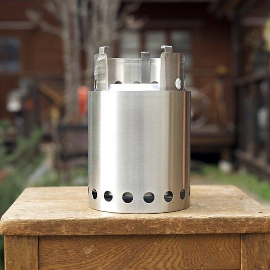 SOLO STOVE  Titan