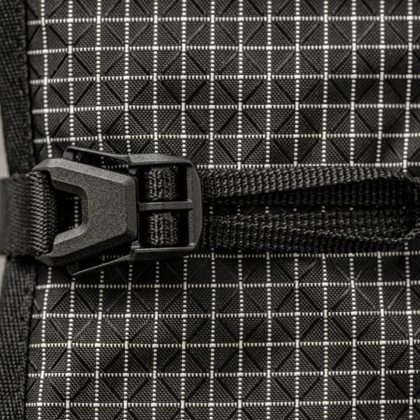 LUNA PROJECT  Double Web Folding Mat