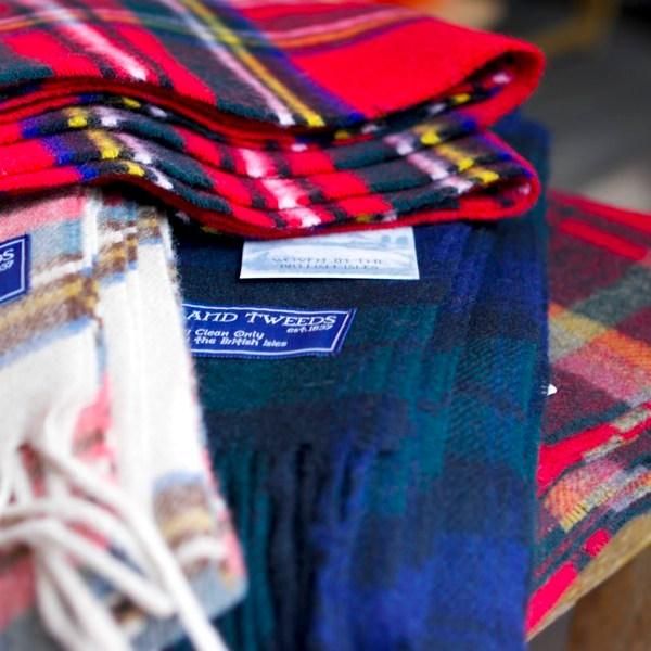 HIGHLAND TWEEDS   STOLE