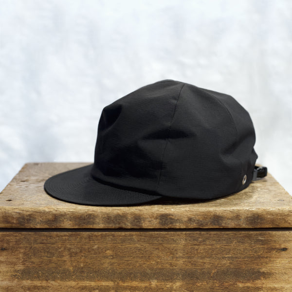 halo commodity Crevice Cap Black