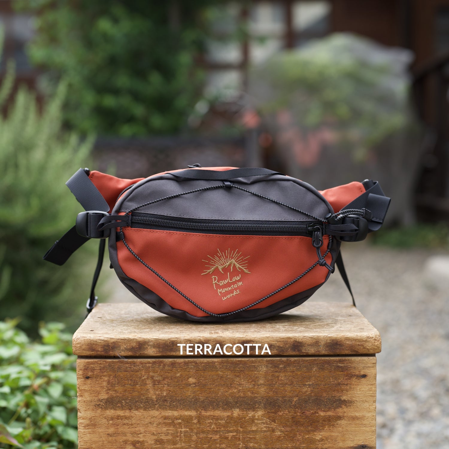 RawLow Mountain Works Colorado Pack Medium TERRACOTTA