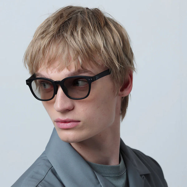 TYMER HARDY2 Matte Black / Photochromic Grey Polarized